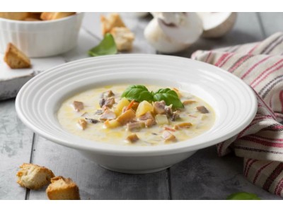 Сырный суп с курицей и грибами