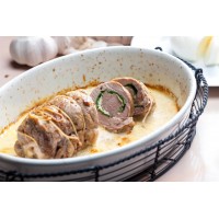 Рулет из индейки с козьим сыром