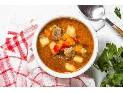 Венгерский суп «Гуляш» из говядины Венгерский суп «Гуляш» из говядины