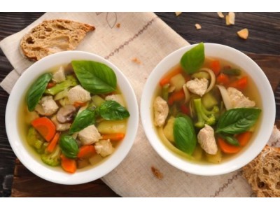 Суп с индейкой, овощами и лапшой